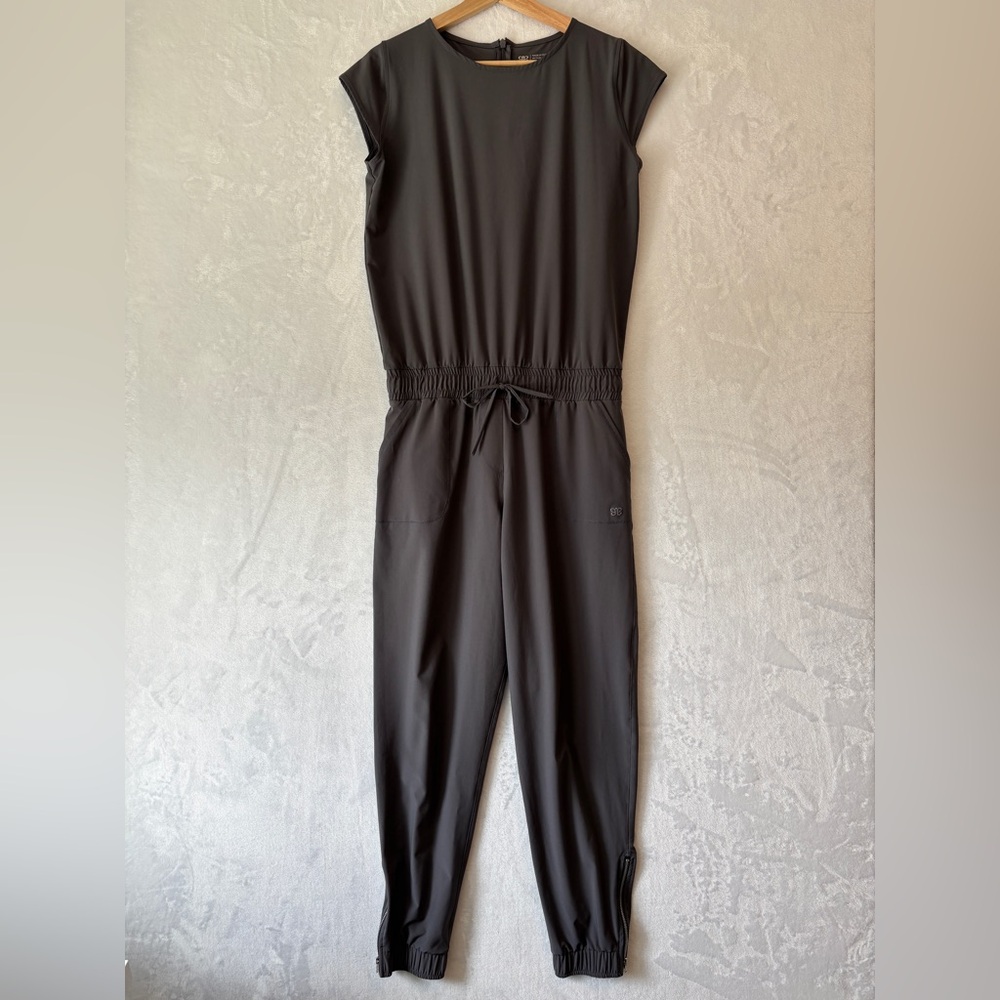 Albion Fit Womens gray casual Jetset jogger short sleeve JUMPSUIT Size small